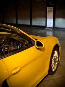 
										Porsche 718 Boxster full									