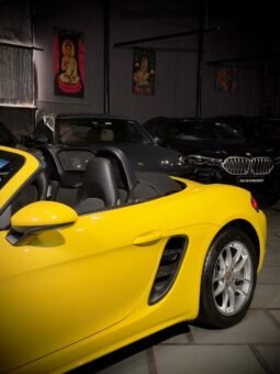 
										Porsche 718 Boxster full									
