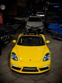 
										Porsche 718 Boxster full									