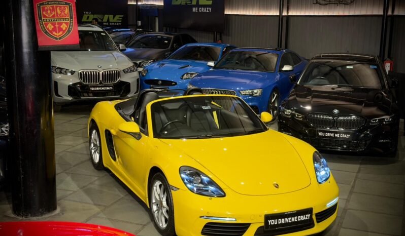 
								Porsche 718 Boxster full									
