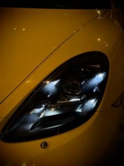 
										Porsche 718 Boxster full									