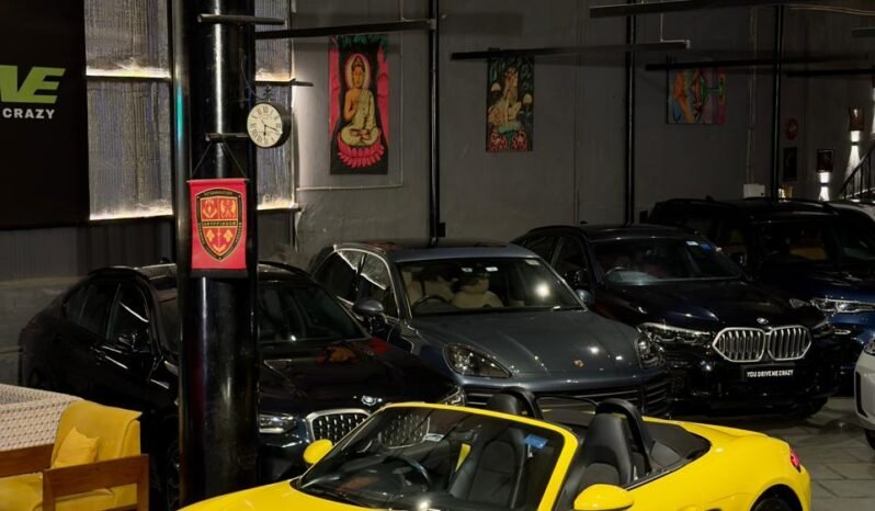 
								Porsche 718 Boxster full									