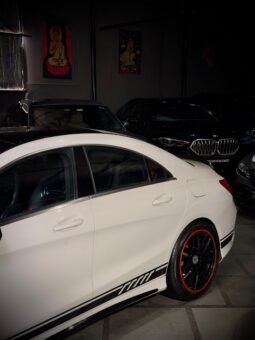 
										Mercedes-Benz CLA 45 AMG full									