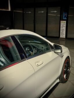 
										Mercedes-Benz CLA 45 AMG full									