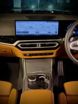 
										BMW 330Li M Sport LCI full									