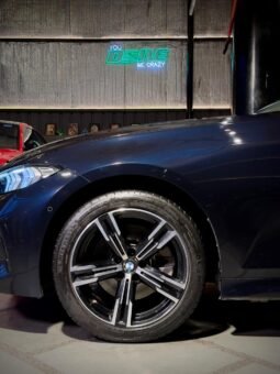 
										BMW 330Li M Sport LCI full									