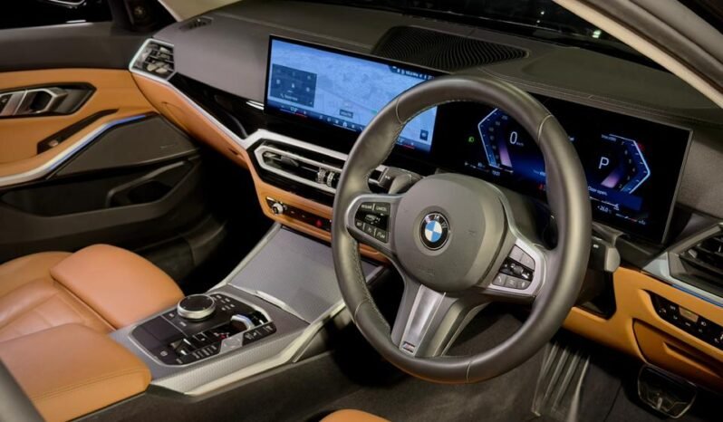 
								BMW 330Li M Sport LCI full									