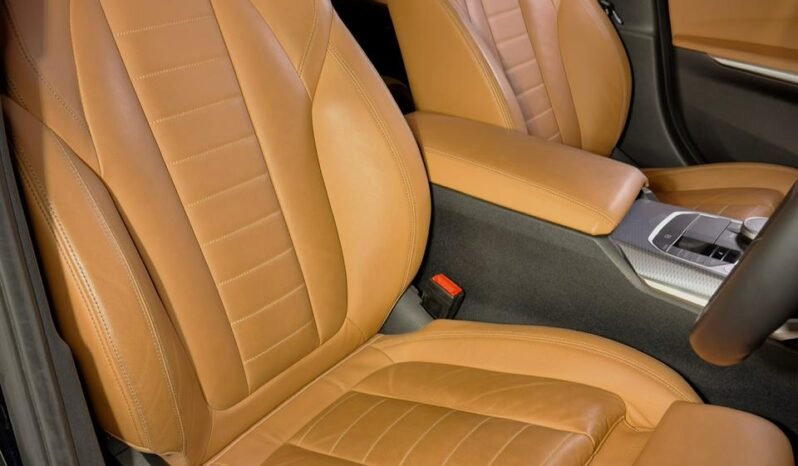 
								BMW 330Li M Sport LCI full									