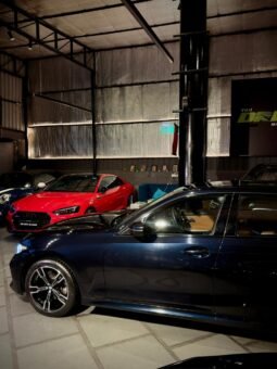 
										BMW 330Li M Sport LCI full									