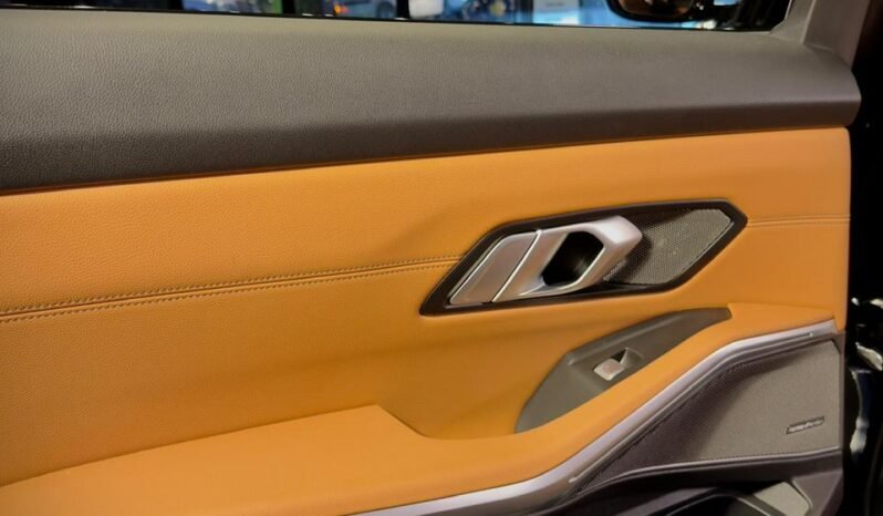 
								BMW 330Li M Sport LCI full									