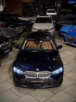 
										BMW 330Li M Sport LCI full									