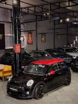 
										Mini Cooper S — JCW Tuned full									
