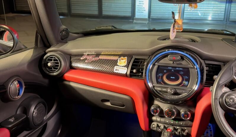 
								Mini Cooper S — JCW Tuned full									