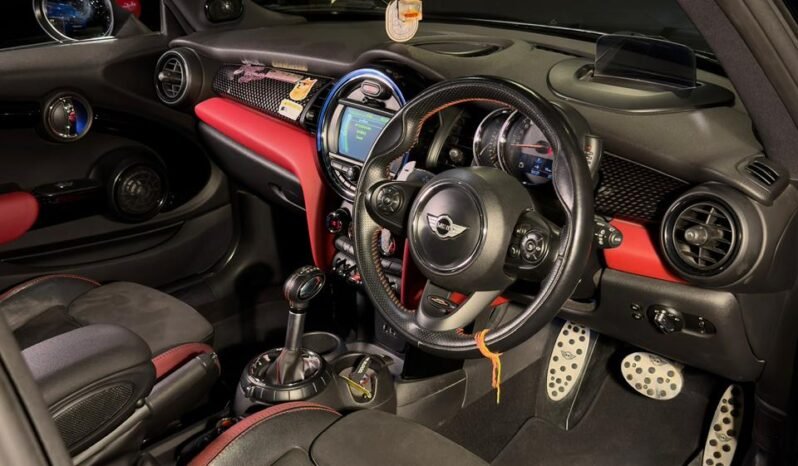 
								Mini Cooper S — JCW Tuned full									