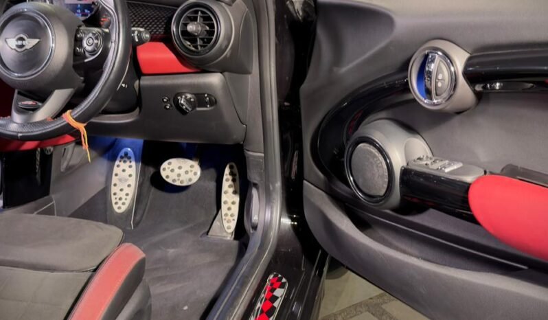 
								Mini Cooper S — JCW Tuned full									
