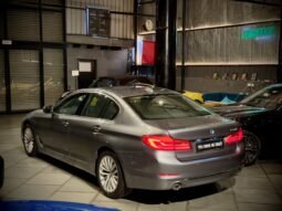 
										BMW 520d Luxury Line full									
