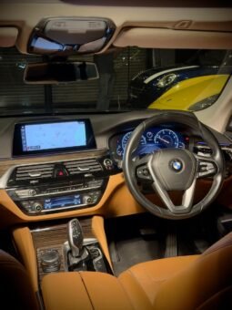 
										BMW 520d Luxury Line full									