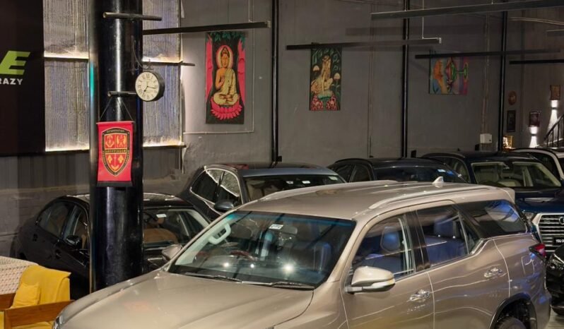 
								Toyota Fortuner 2.7 Petrol AT 4×2 full									