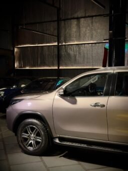 
										Toyota Fortuner 2.7 Petrol AT 4×2 full									