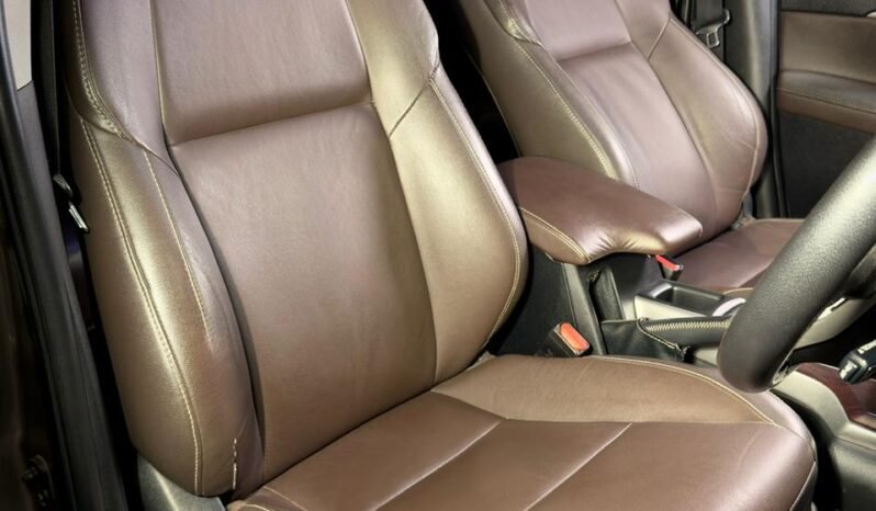
								Toyota Fortuner 2.7 Petrol AT 4×2 full									