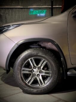 
										Toyota Fortuner 2.7 Petrol AT 4×2 full									