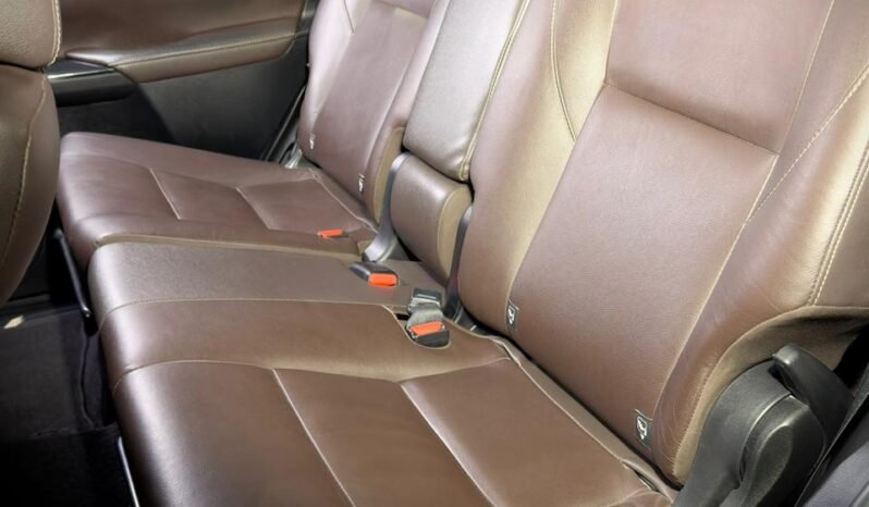 
								Toyota Fortuner 2.7 Petrol AT 4×2 full									