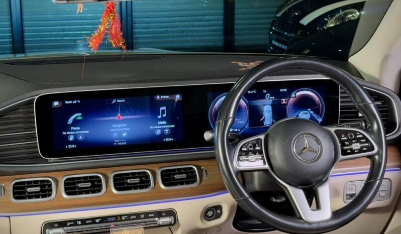 
								Mercedes-Benz GLE 300d LWB 4MATIC full									