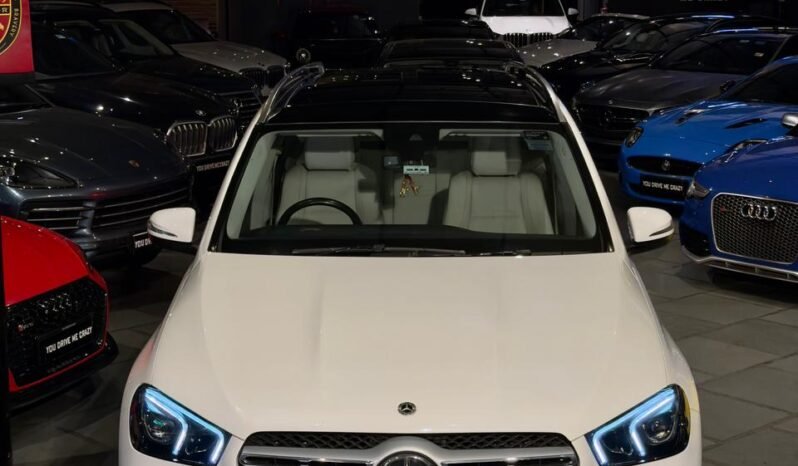 
								Mercedes-Benz GLE 300d LWB 4MATIC full									