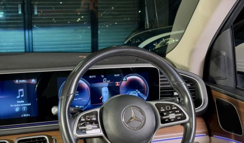 
								Mercedes-Benz GLE 300d LWB 4MATIC full									