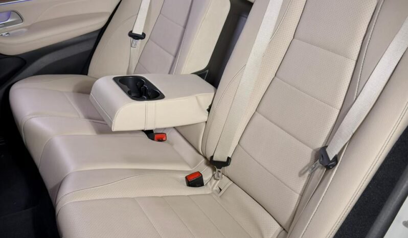 
								Mercedes-Benz GLE 300d LWB 4MATIC full									