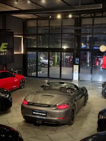 Porsche 718 Boxster — Agate Grey Metallic
