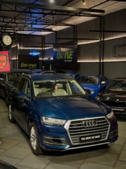 
										Audi Q7 45 TDI Quattro full									