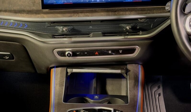 
								BMW X5 xDrive40i M Sport LCI X-Line full									