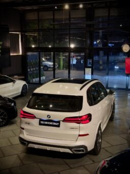 
										BMW X5 xDrive40i M Sport LCI X-Line full									