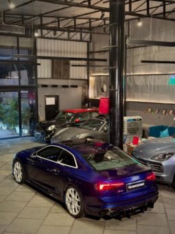 
										Audi RS5 Coupe — Narava Blue Metallic full									