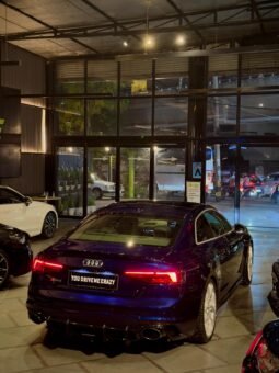 
										Audi RS5 Coupe — Narava Blue Metallic full									