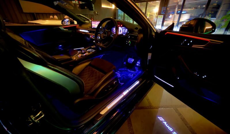 
								Audi RS5 Coupe — Narava Blue Metallic full									