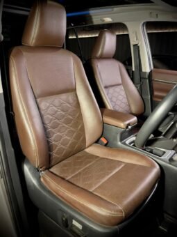 
										Toyota Innova Hycross ZX (O) Hybrid AT 6-Seater full									