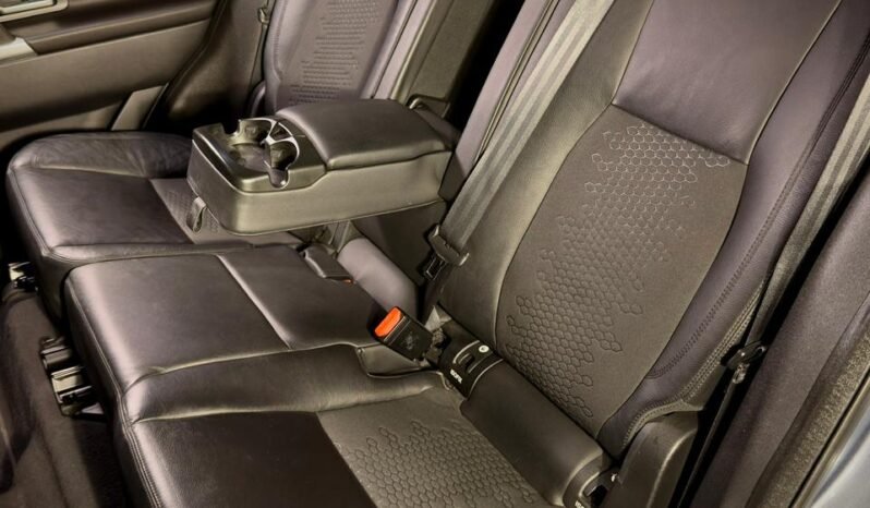 
								Land Rover Discovery Sport SD4 full									