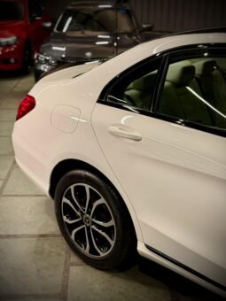 
										Mercedes-Benz C Class CGI C200 Edition C full									