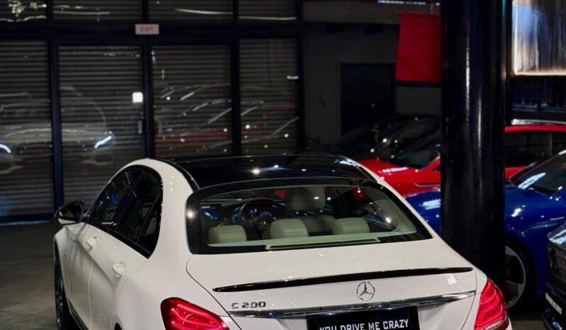 
								Mercedes-Benz C Class CGI C200 Edition C full									