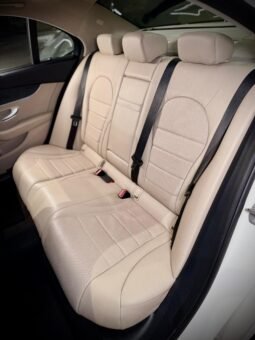 
										Mercedes-Benz C Class CGI C200 Edition C full									