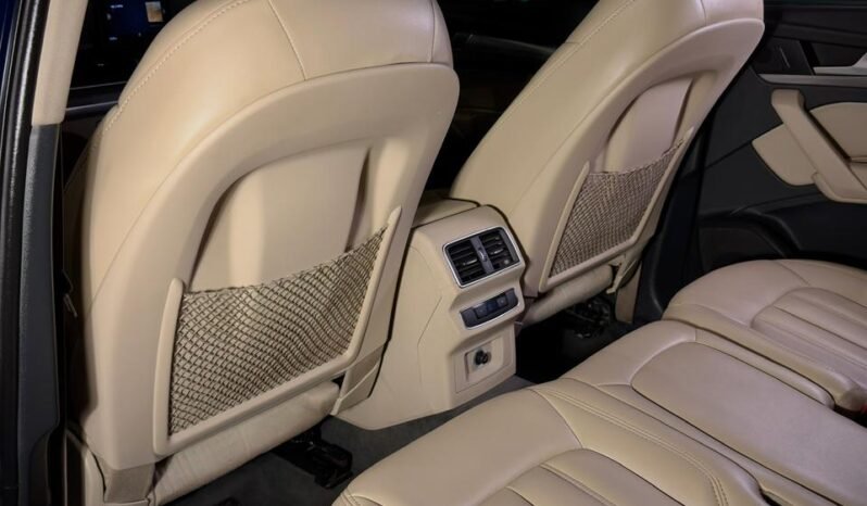 
								Audi Q5 40 TDI Quattro Premium Plus full									