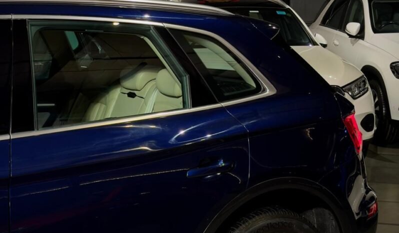 
								Audi Q5 40 TDI Quattro Premium Plus full									