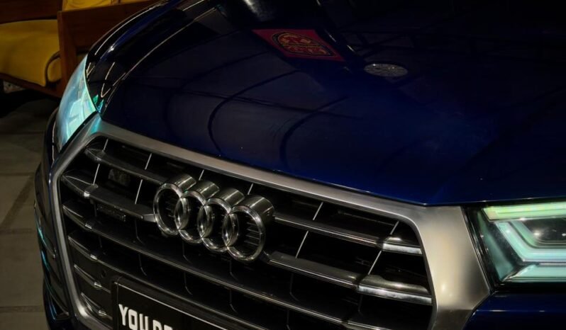 
								Audi Q5 40 TDI Quattro Premium Plus full									