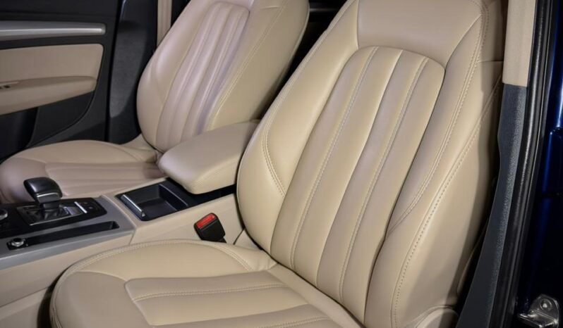 
								Audi Q5 40 TDI Quattro Premium Plus full									