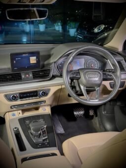 
										Audi Q5 40 TDI Quattro Premium Plus full									