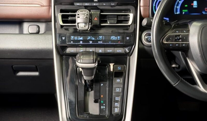 
								Toyota Innova Hycross ZX(O) Hybrid AT 6-Seater full									