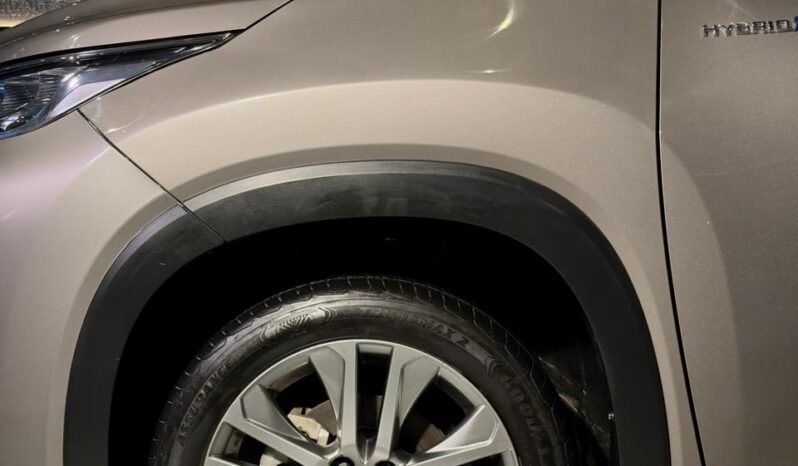 
								Toyota Innova Hycross ZX(O) Hybrid AT 6-Seater full									