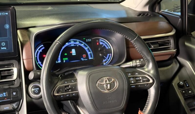 
								Toyota Innova Hycross ZX(O) Hybrid AT 6-Seater full									